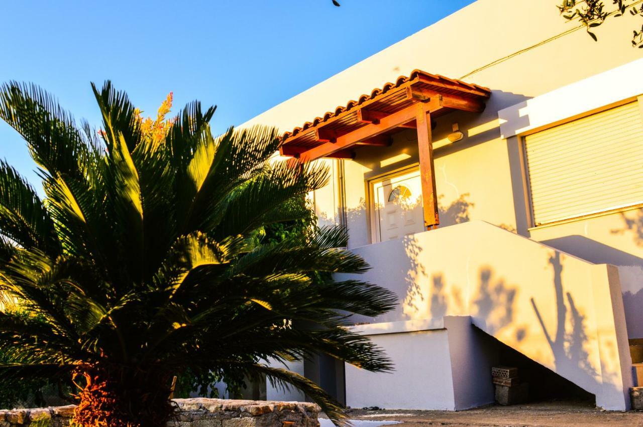 United Blue Resorts - White Sand Karteros Eksteriør bilde